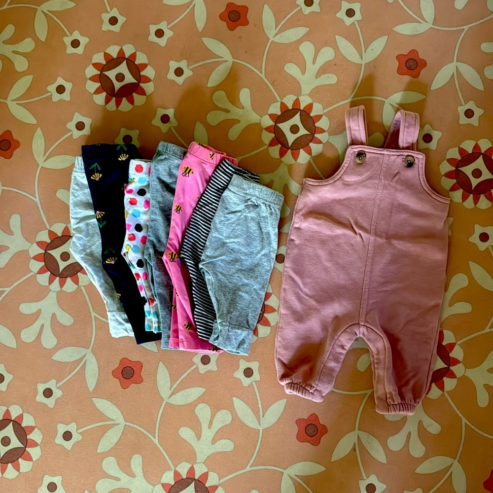 Lot of pants(7)/overalls(1), 0-3 mths